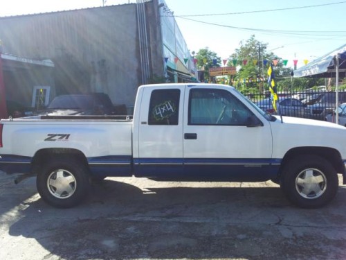 SILVERADO Z-71 4x4 UN SOLO DUENO AL DÃA